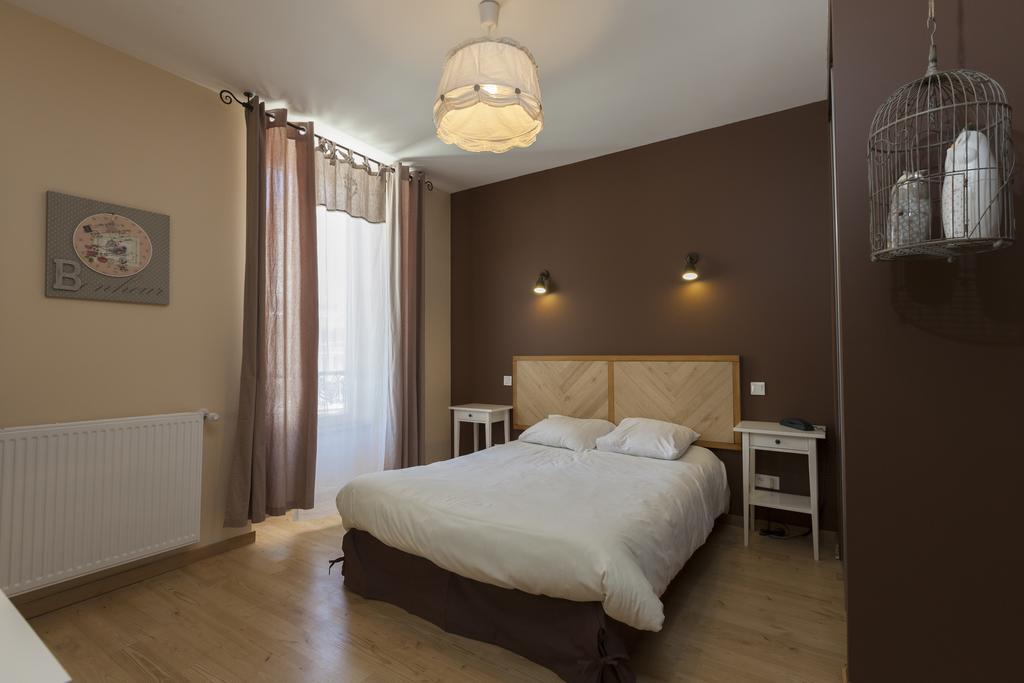 Le Bourg-dʼOisans Hotel Des Alpes חדר תמונה