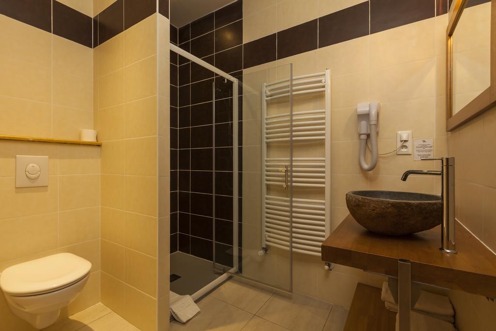 Le Bourg-dʼOisans Hotel Des Alpes מראה חיצוני תמונה